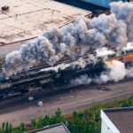 UP3985 departs Union Station