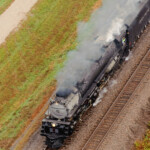 UP3985 approaching Lawrence, KS